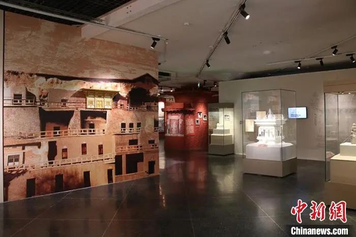 【敦煌展演】3D打印复原千年敦煌壁画里的建筑之